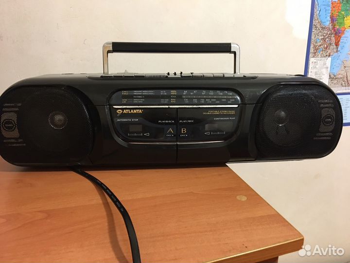 Двухкассетная магнитола