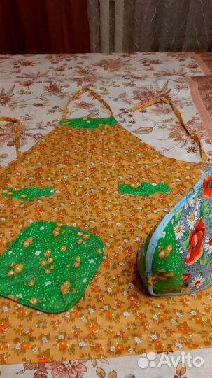 Кухонные фартуки, рукавички и.т.д