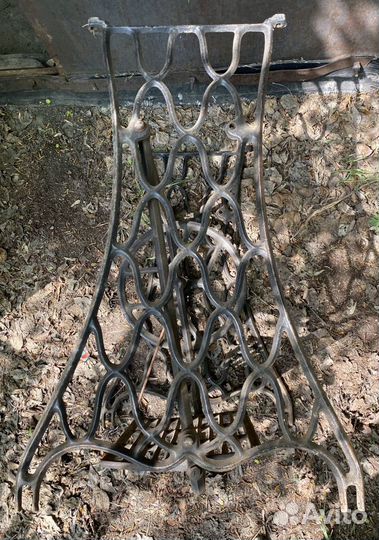 Станина чугун от швейной машинки