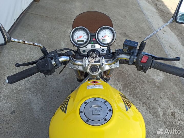 Мотоцикл Honda VTR 250