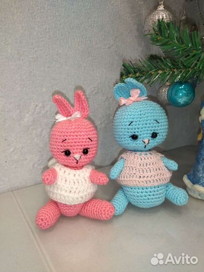 Заяц вязаный символ 2023 года хэндмэйд