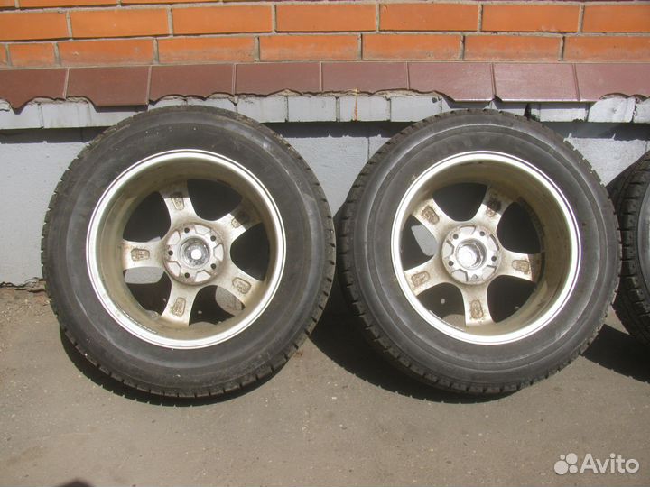 Комплект колес зимняя резина 215/60 R16