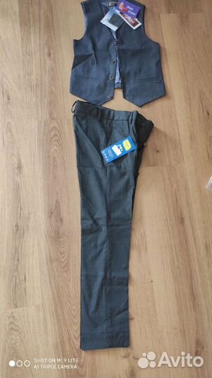 Костюм жилет+брюки р.134