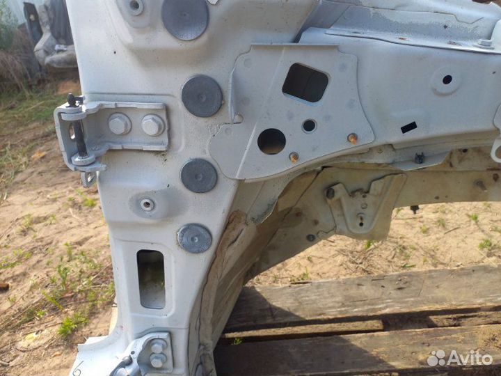 Лонжерон передний правый Peugeot 308 хэтчбек 2012