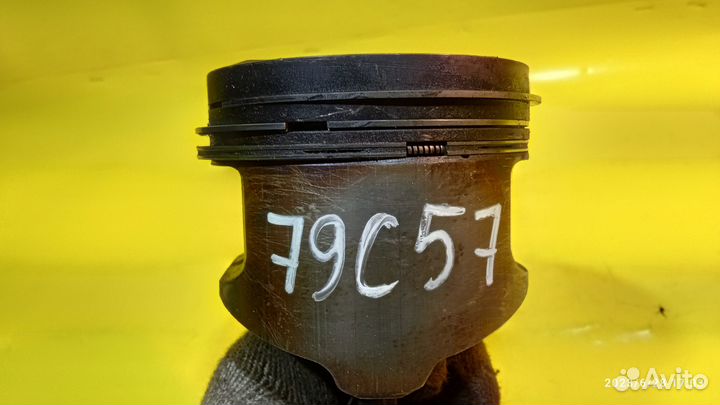 Поршень для Mercedes-Benz W124