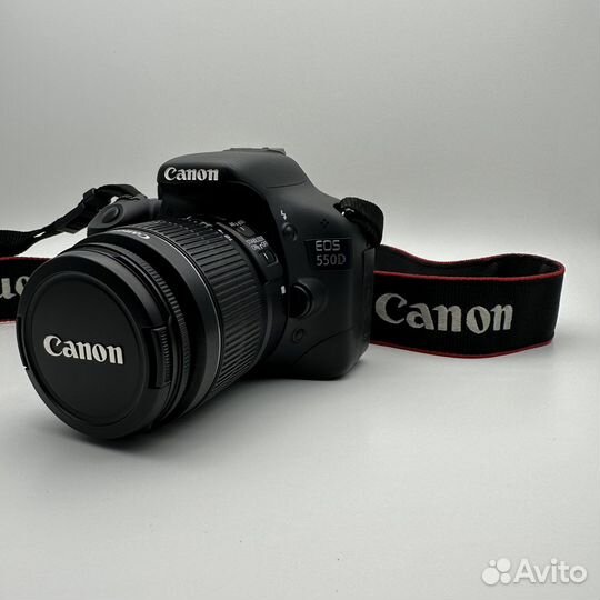 Зеркальный фотоаппарат Canon eos 550d