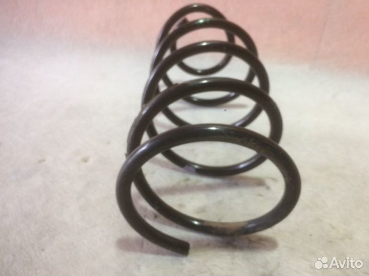 Пружина передняя Mazda 3 BL 1.6 2011