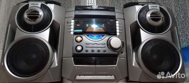 Музыкальный центр