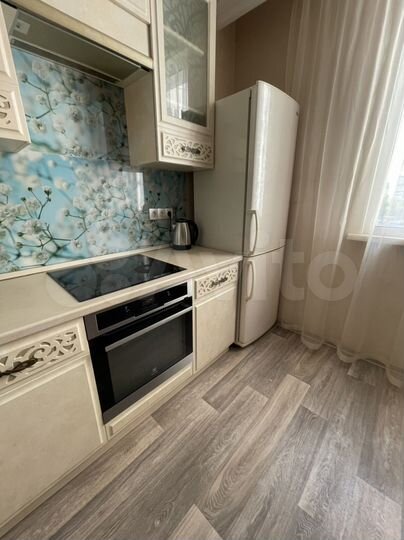 3-к. квартира, 90 м², 5/15 эт.