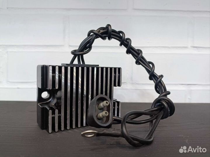 Реле зарядки, регулятор мотоциклов HD Dyna