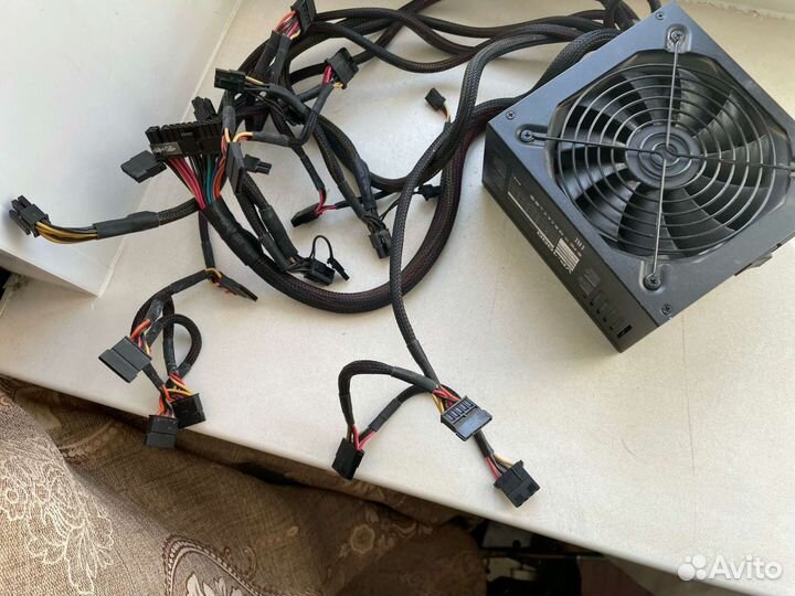 Блок питания aerocool vp 1000