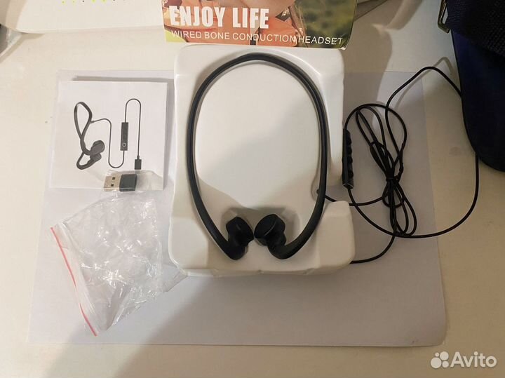 Слуховой наушник с котсной проводимостью