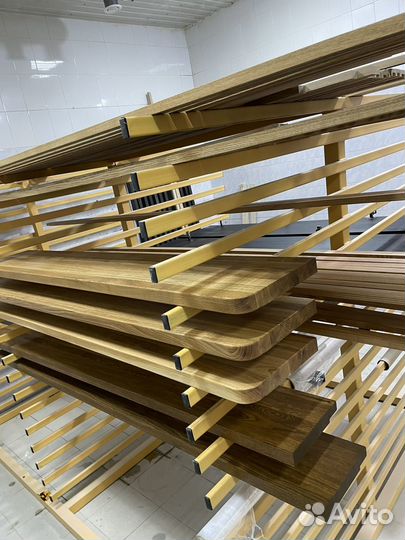 Покраска пиломатериалов в цеху