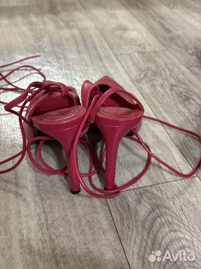 Туфли слингбэки на шнуровке bershka