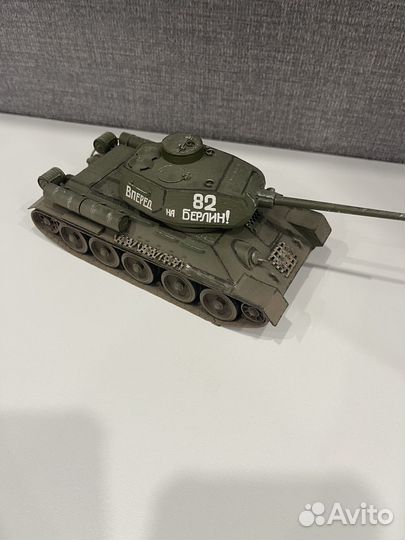 Сборная модель танка Т-34