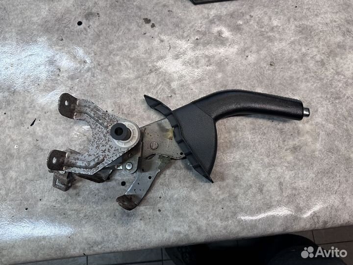 Ручник кожаный Kia Ceed 2 JD