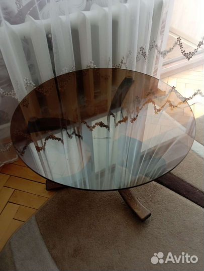 Журнальный столик круглый бу