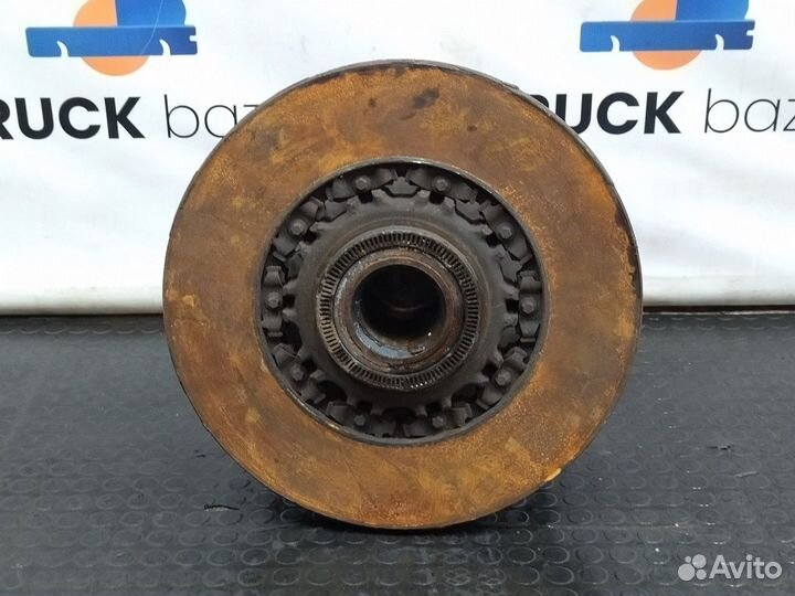 1818004 Ступица передняя