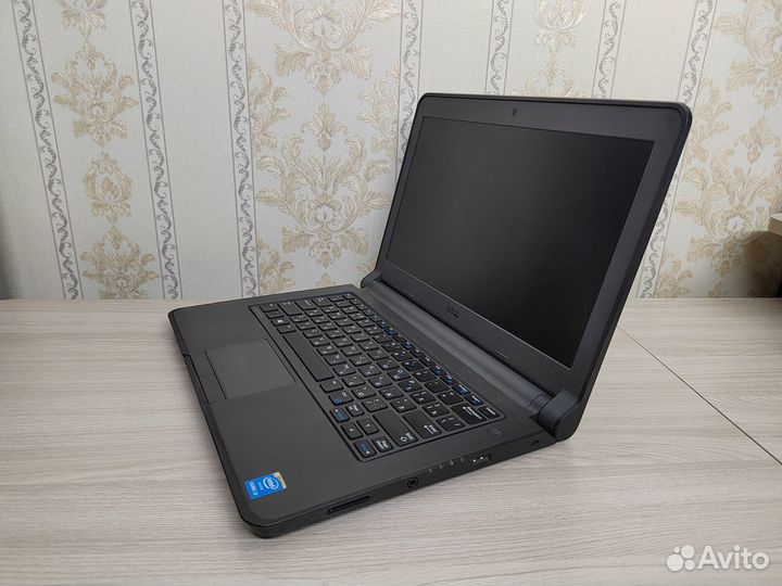 Ноутбук Dell для диагностики авто