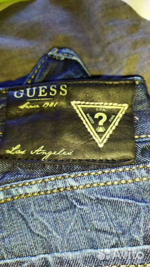 Джинсы Guess