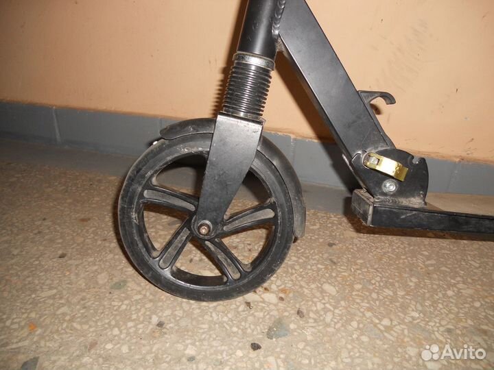 Самокат взрослый Roces