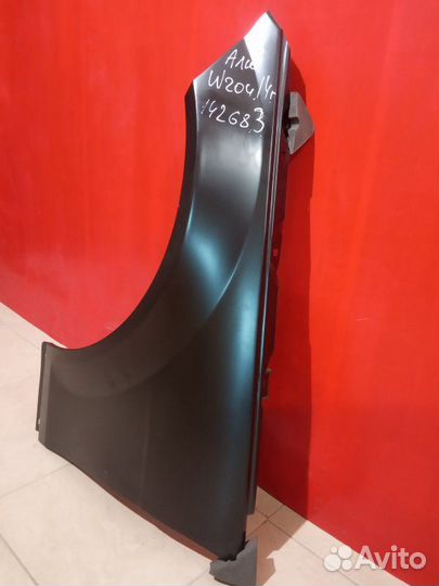 Крыло левое переднее левое Mercedes C-Class W204