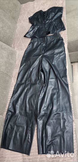 Брючный костюм женский, 44-46 р, кожа тонкая