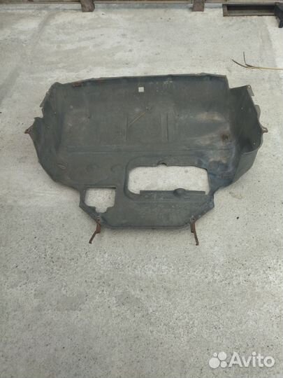 Защита двигателя WV Т-4, корзина б/у дизель 2,4