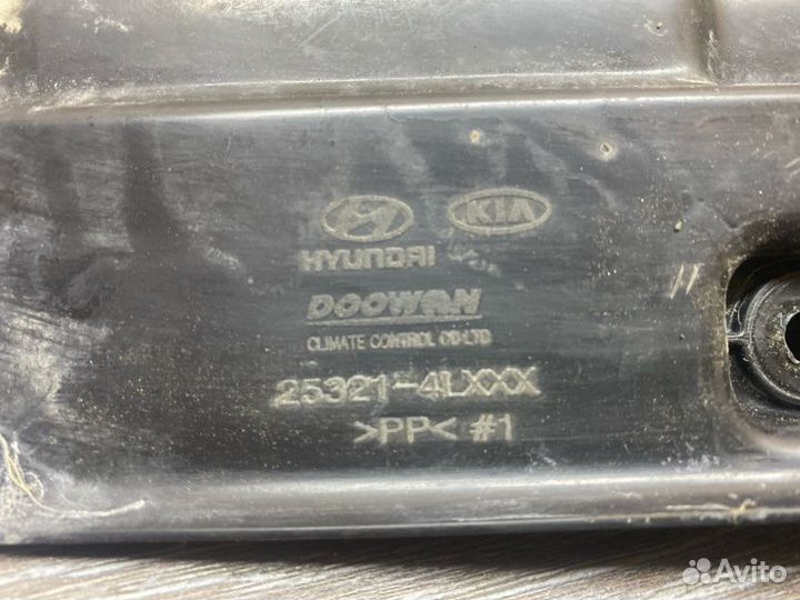 Дефлектор радиатора Kia Rio QB седан G4FA 2012