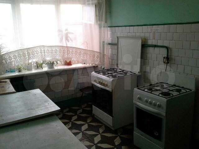 Комната 13 м² в > 9-к., 4/4 эт.