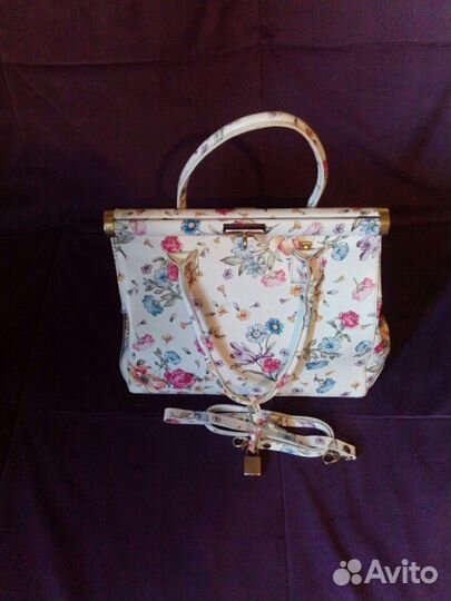 Сумка из натуральной кожи с цветочным принтом