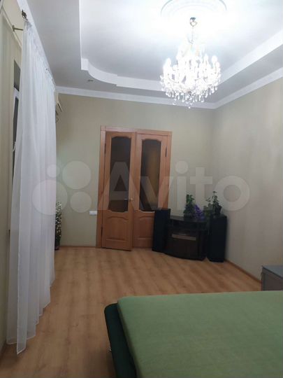 2-к. квартира, 45 м², 3/3 эт.