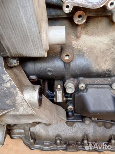 Продам на запчасти двигатель ccza шкода 200л.с