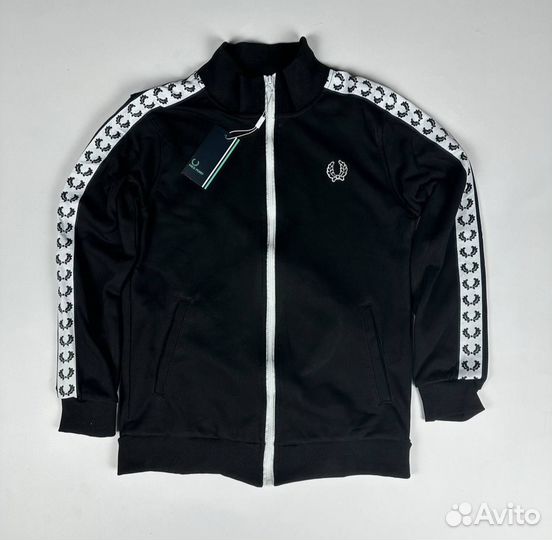 Зипка Fred Perry