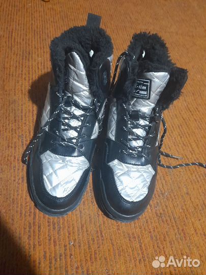 Кроссовки женские тёплые