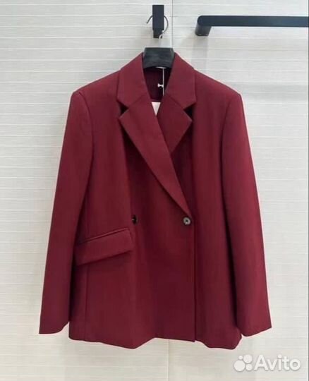 Костюм The row