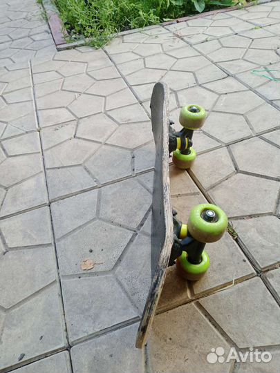 Скейтборд (возможет торг)