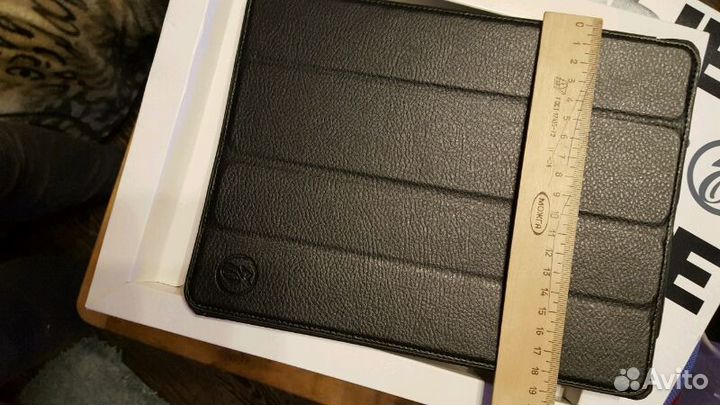 Чехол на iPad