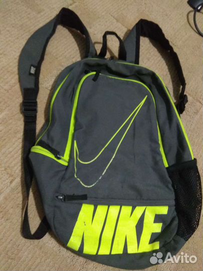 Рюкзаки городские и спортивные/туристические