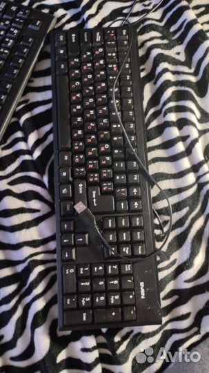 Механические клавиатуры 1 от logitech 2 от sven