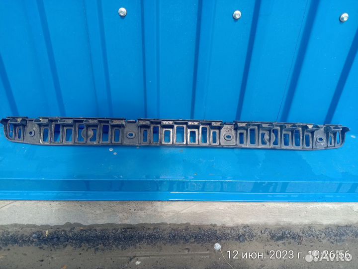 Кронштейн бампера Volkswagen Jetta