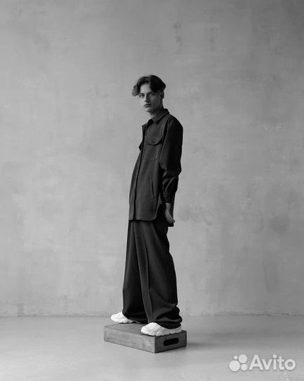 Бармен, администратор, хостес