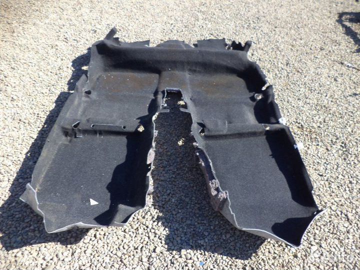 Ковер пола Toyota Corolla Fielder NZE141 1NZ-FE