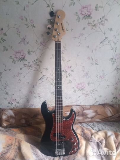 Бас гитара Ashtone Precision Bass