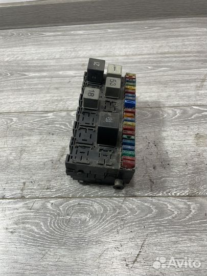 Блок предохранителей volkswagen passat b3