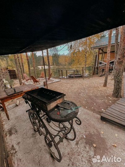 Баня на дровах у озера