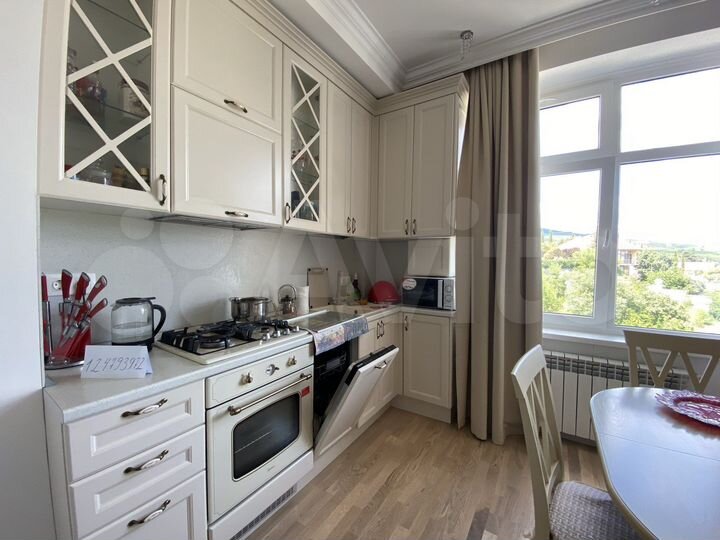 2-к. квартира, 106 м², 7/9 эт.