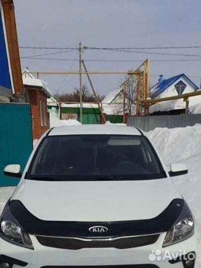 Мухобойка kia rio 4,hyundai Solaris