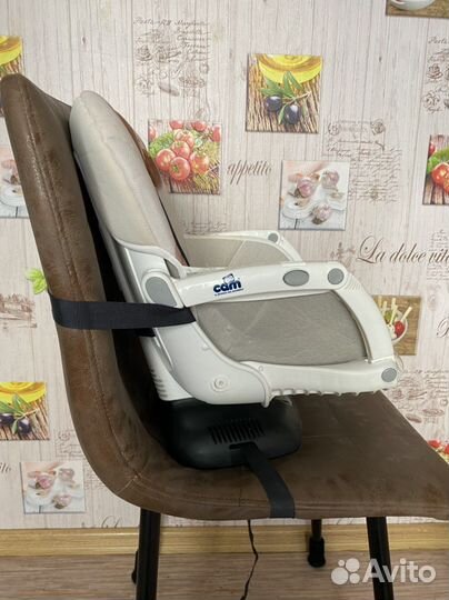 Стульчик-бустер для кормления. Оганер