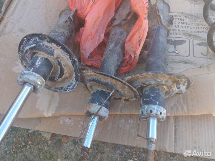 Амортизаторы и пружины